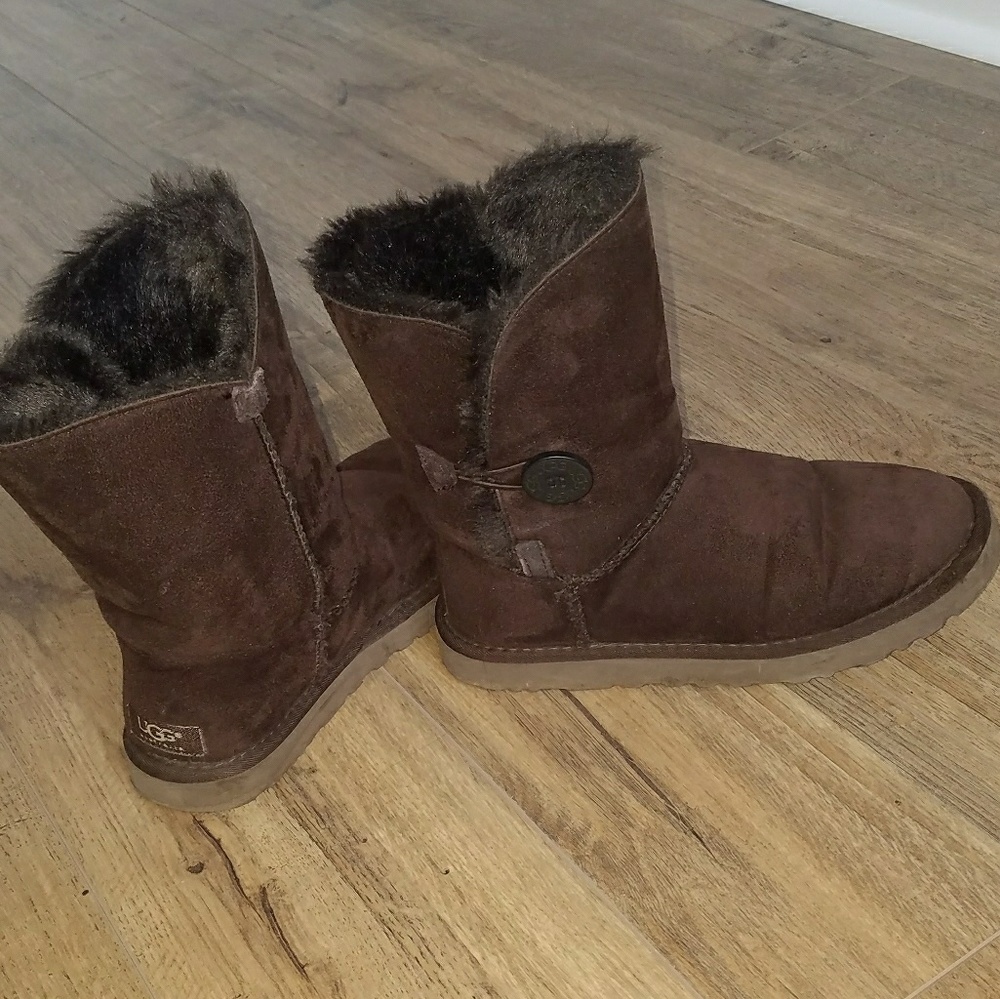 Ugg Bailey Buttom Boots